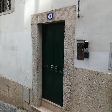 Downtown Alfama Fado Daire Lisboa